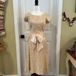 Vintage 50s Champagne Lace Satin Cocktail Party Dress Women’s Medium